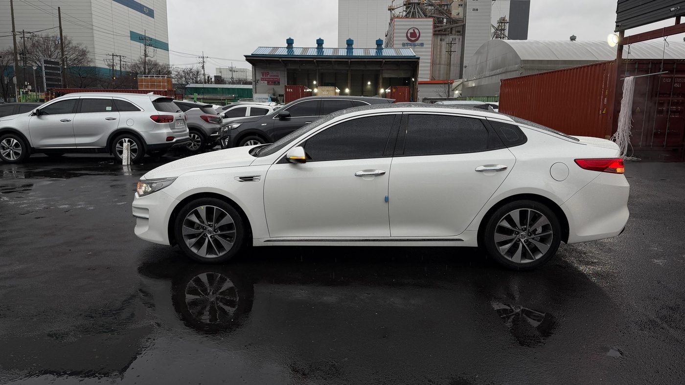 Kia-K5 (Optima)