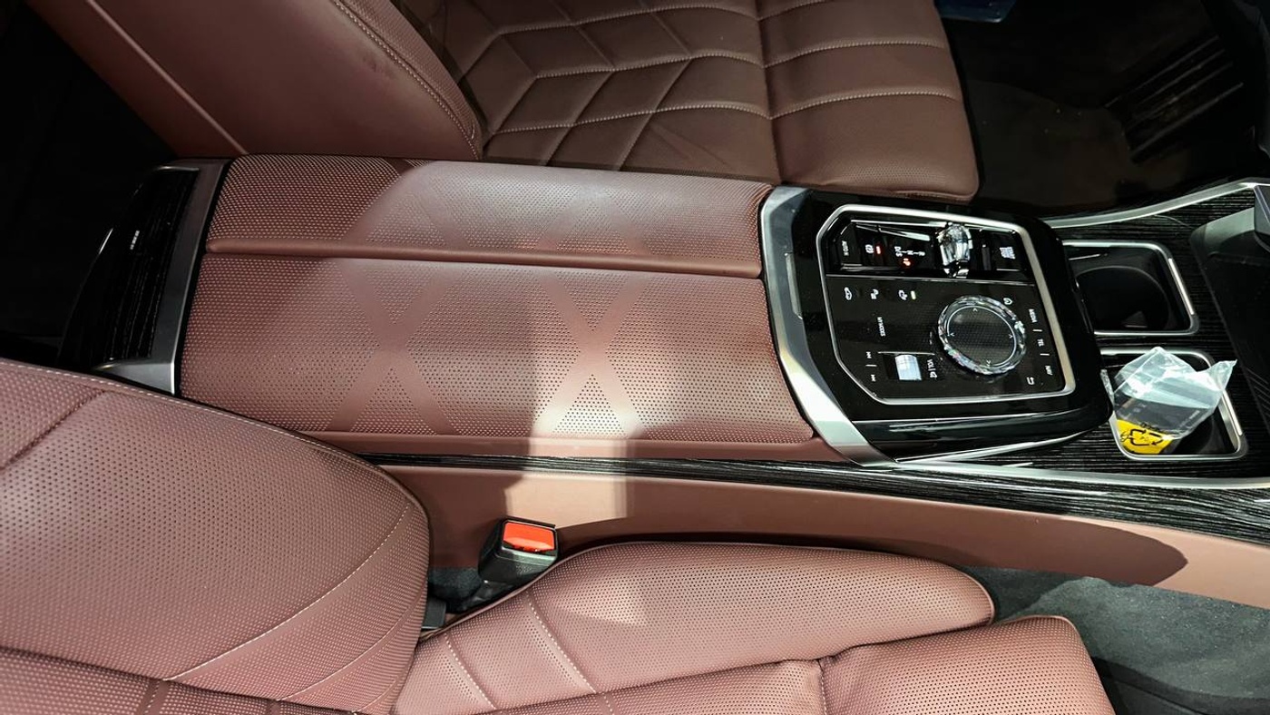BMW-740i M 스포츠