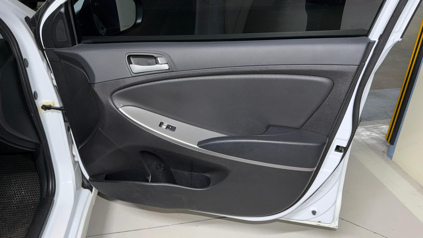 Hyundai-Accent