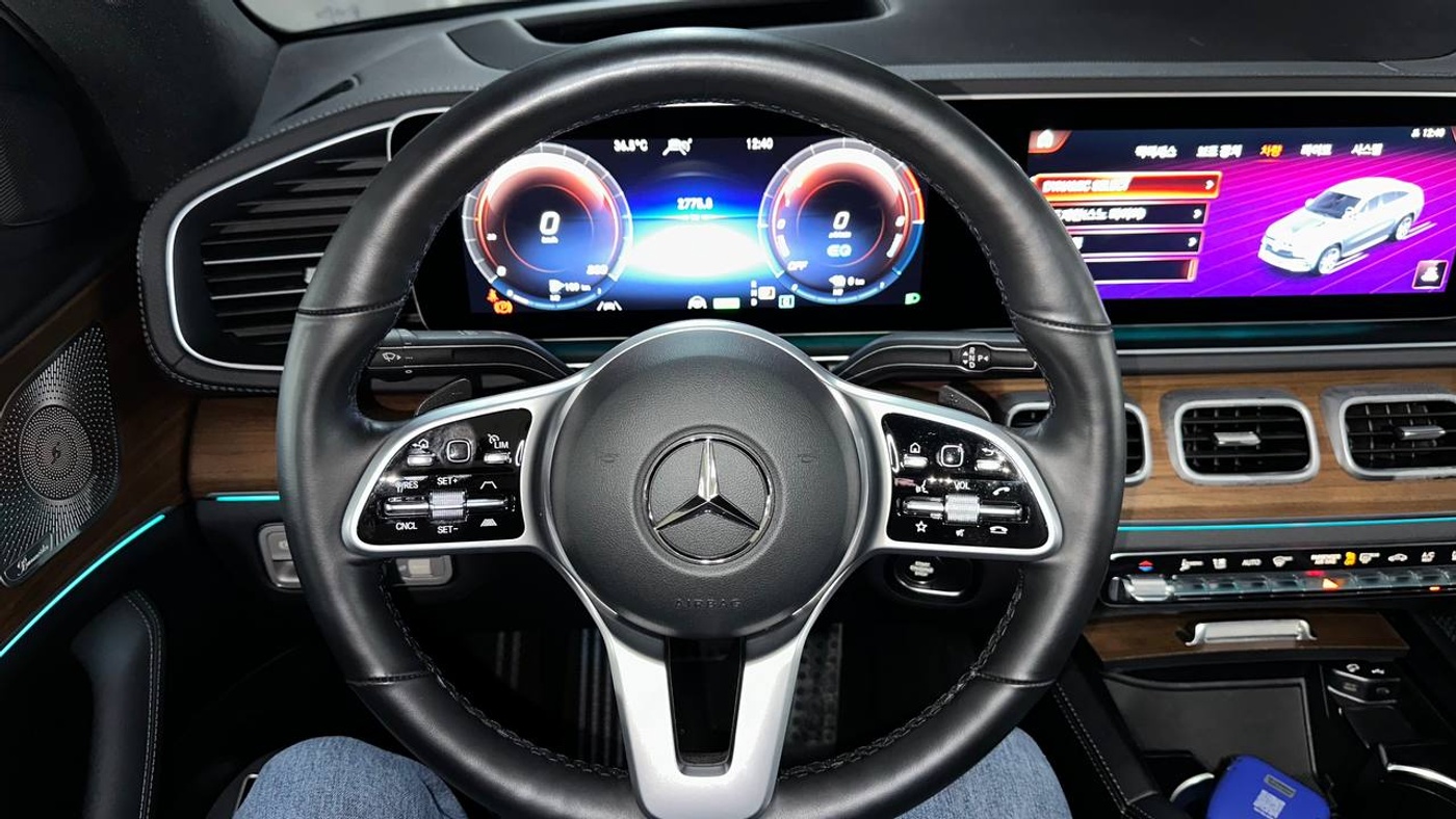 Mercedes-Benz-GLE350e Coupe