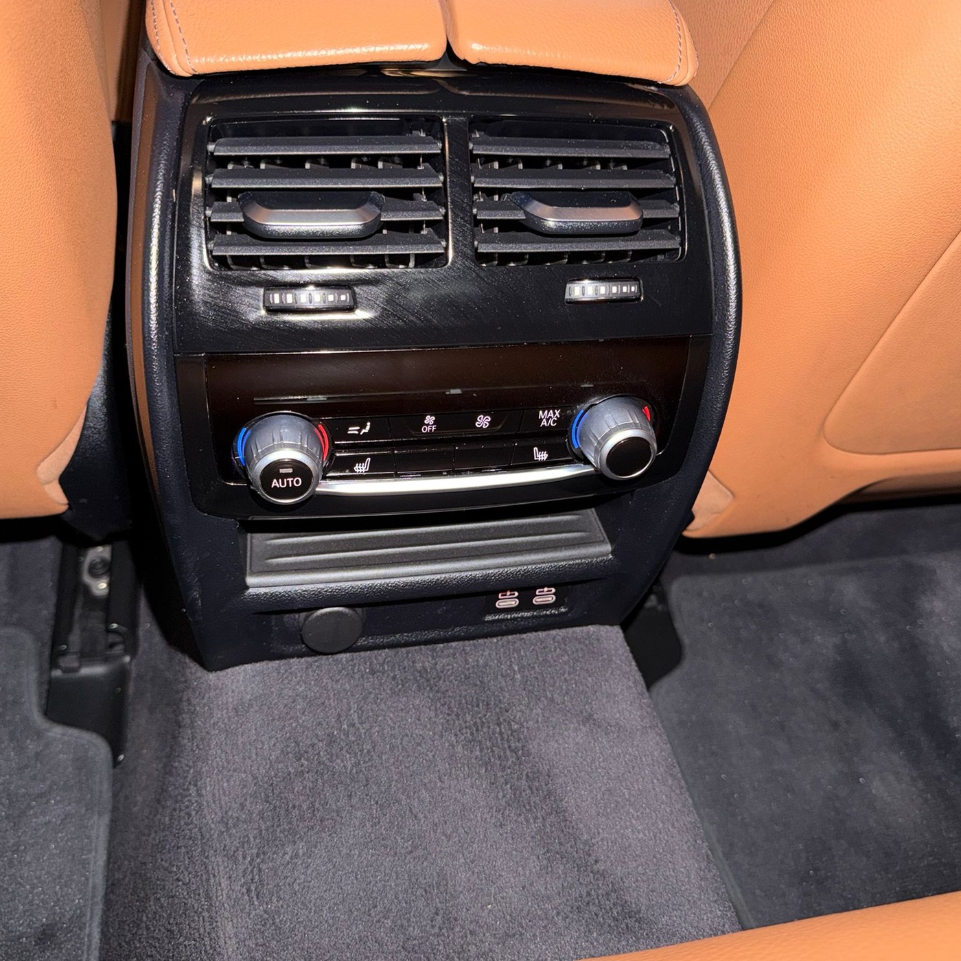 BMW-520i