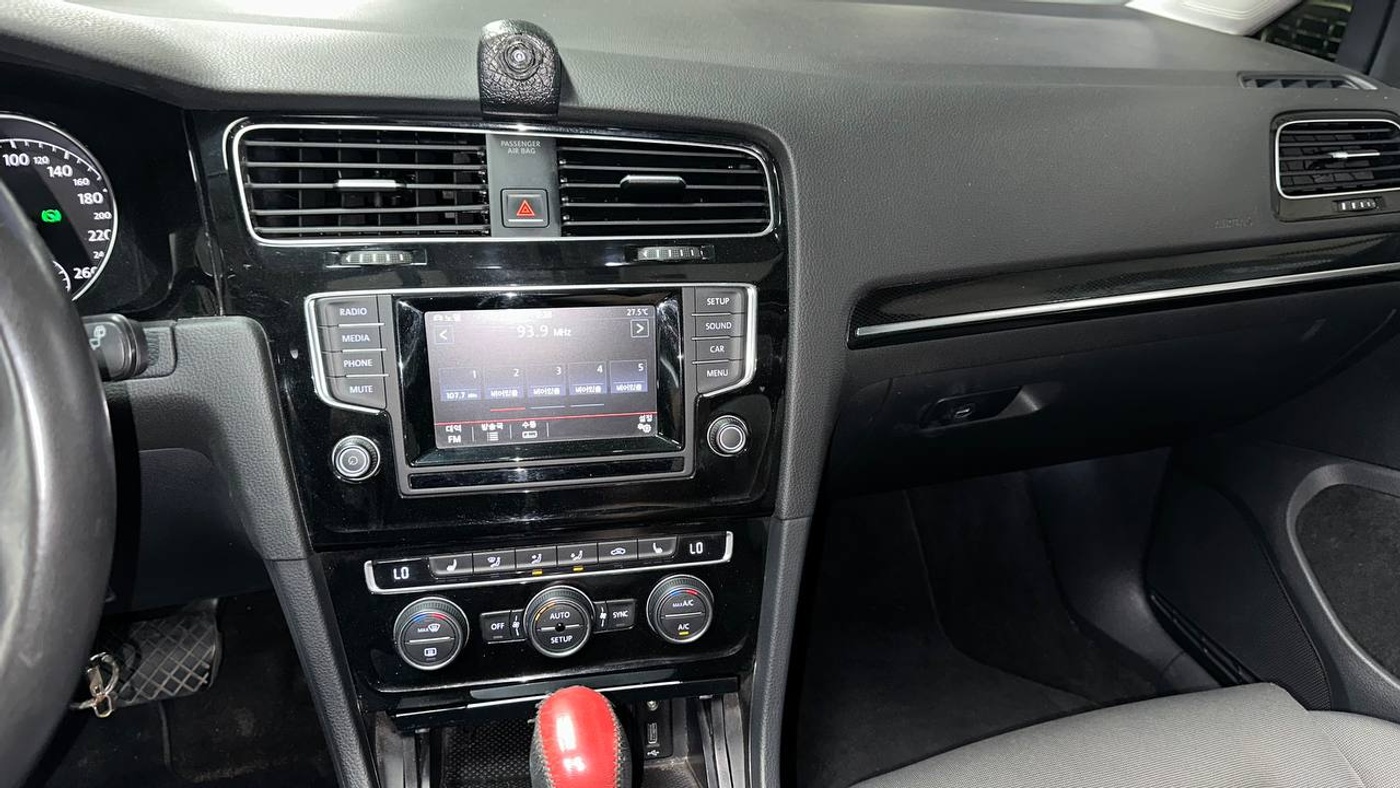 Volkswagen-Golf