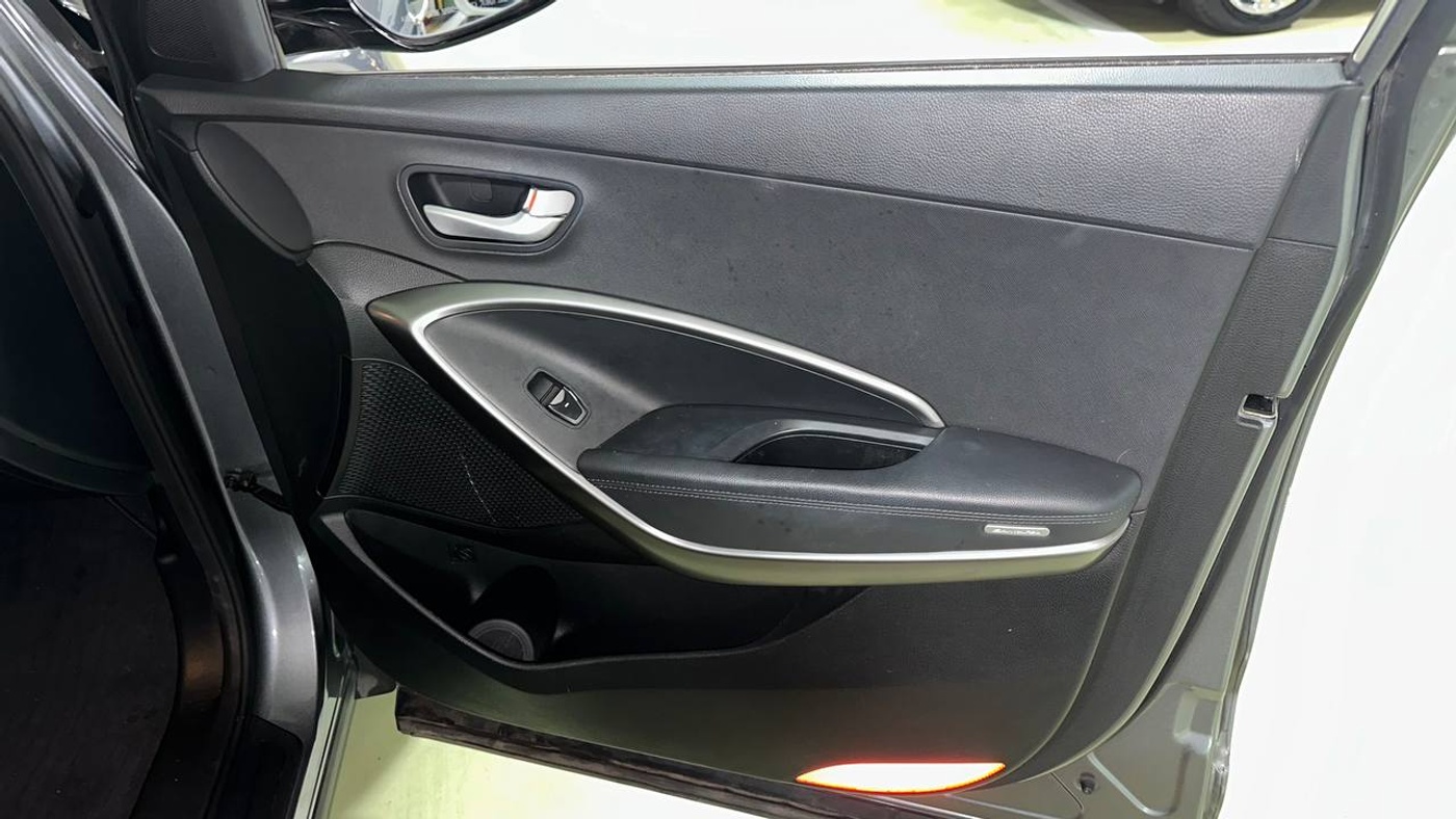 Hyundai-Santa Fe