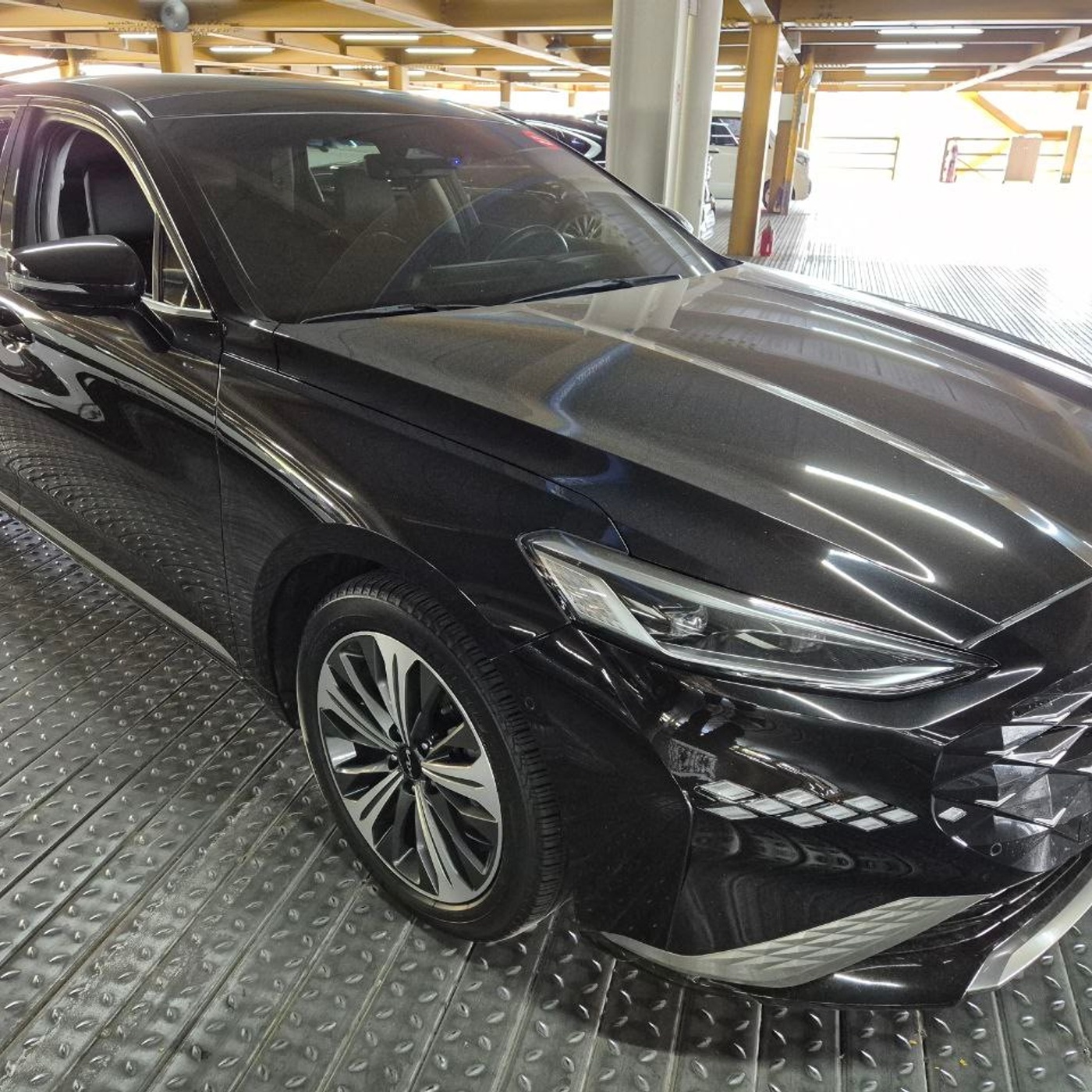 Kia-K8