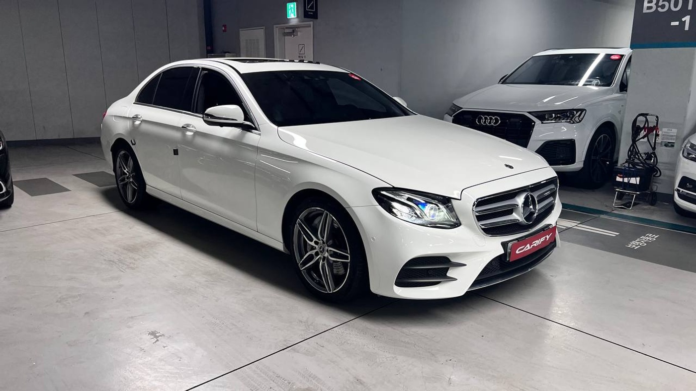 Mercedes-Benz-E300
