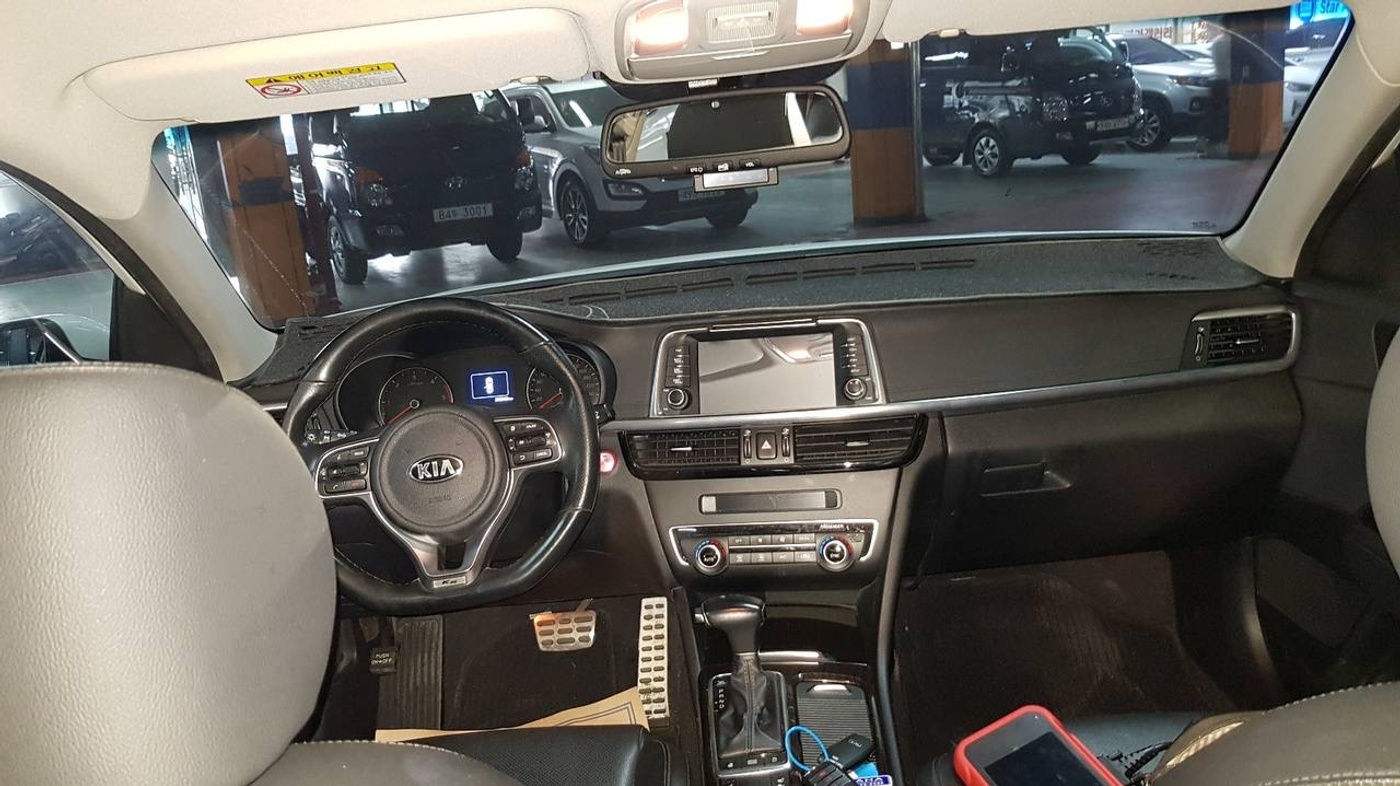 Kia-K5 (Optima)