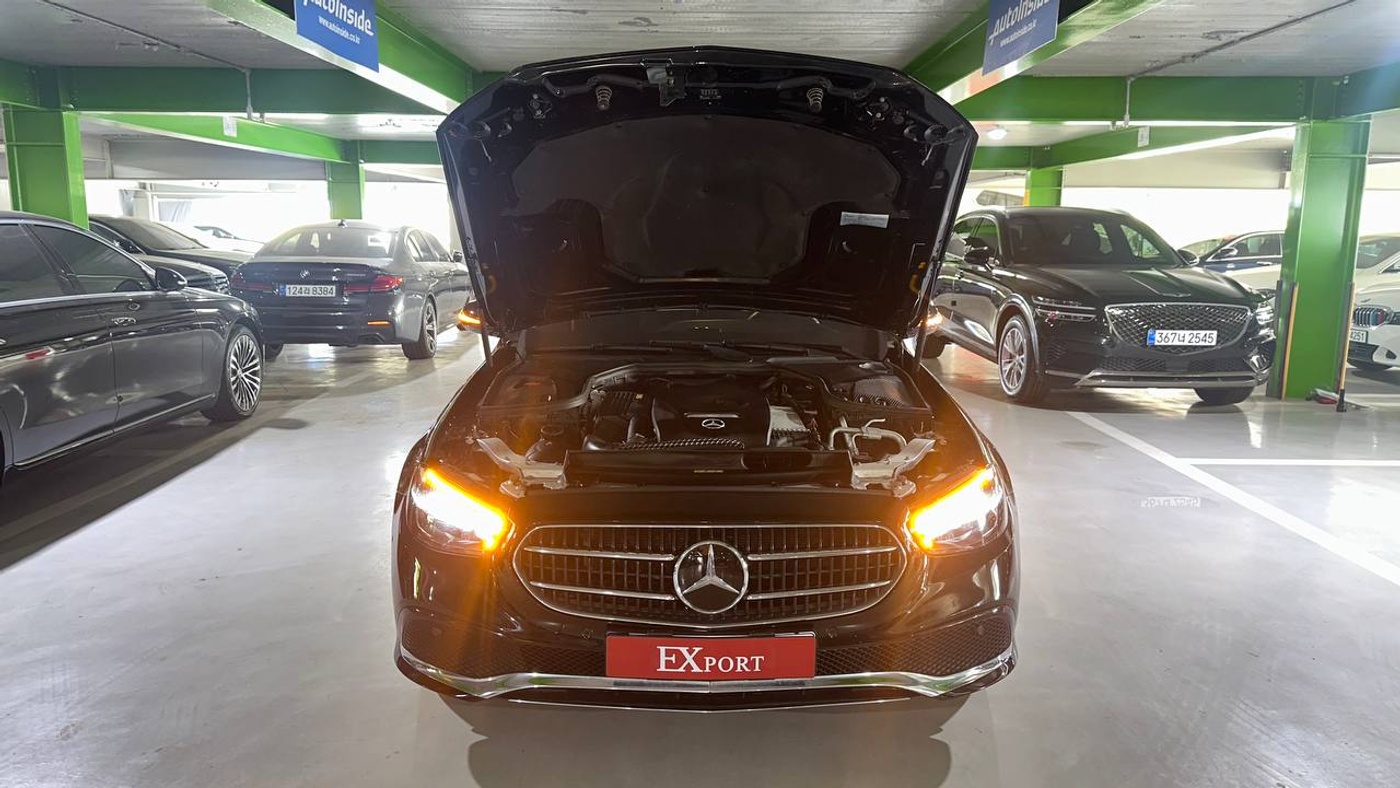 Mercedes-Benz-E250