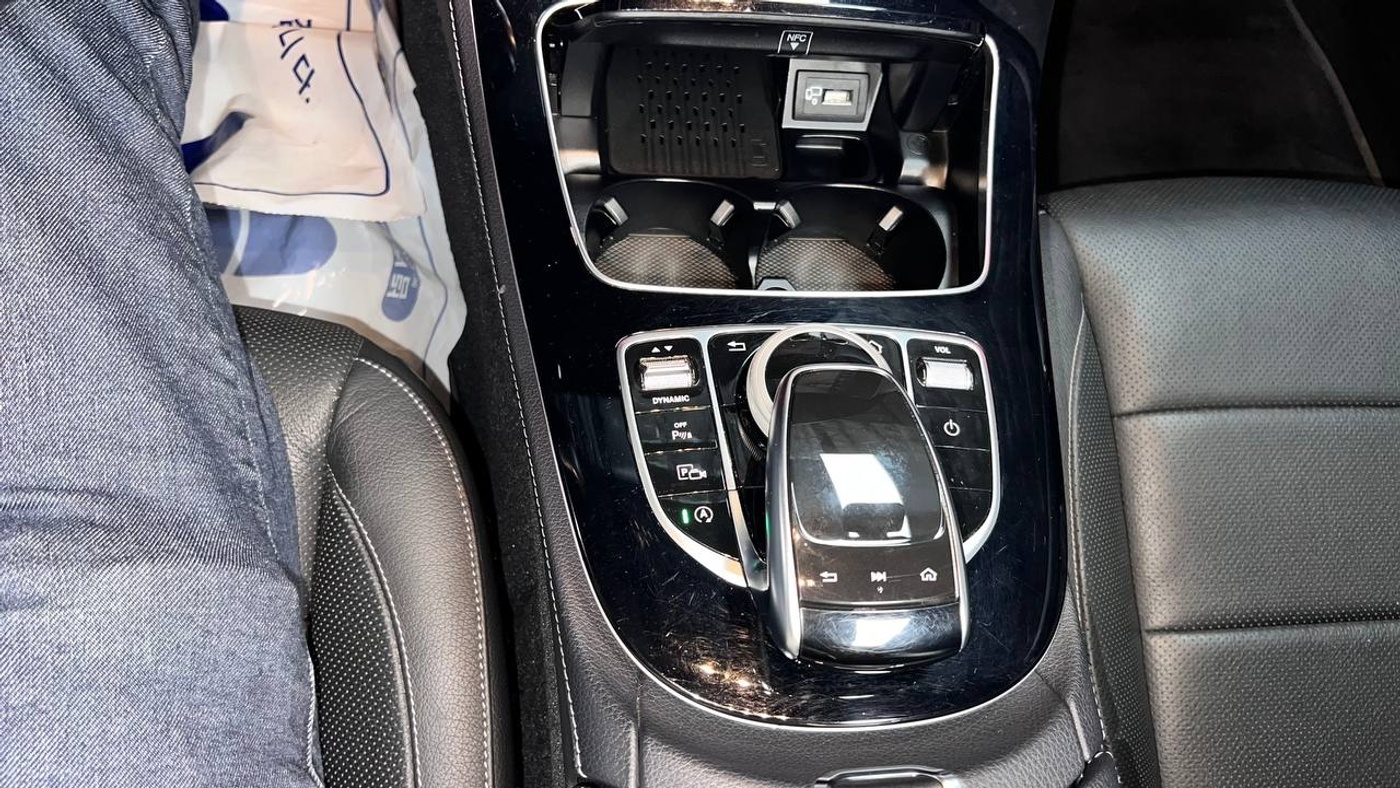 Mercedes-Benz-E300