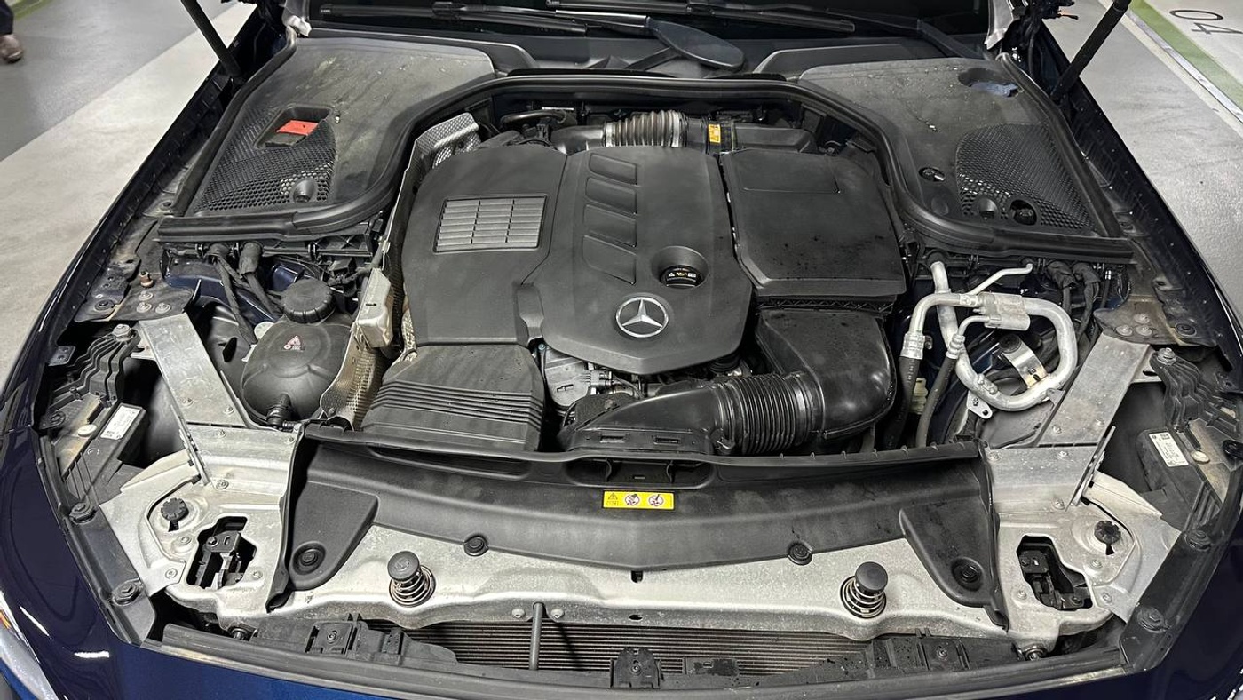 Mercedes-Benz-CLS300d