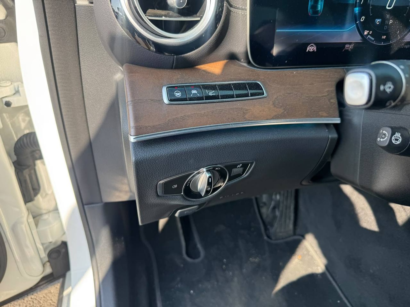 Mercedes-Benz-E300