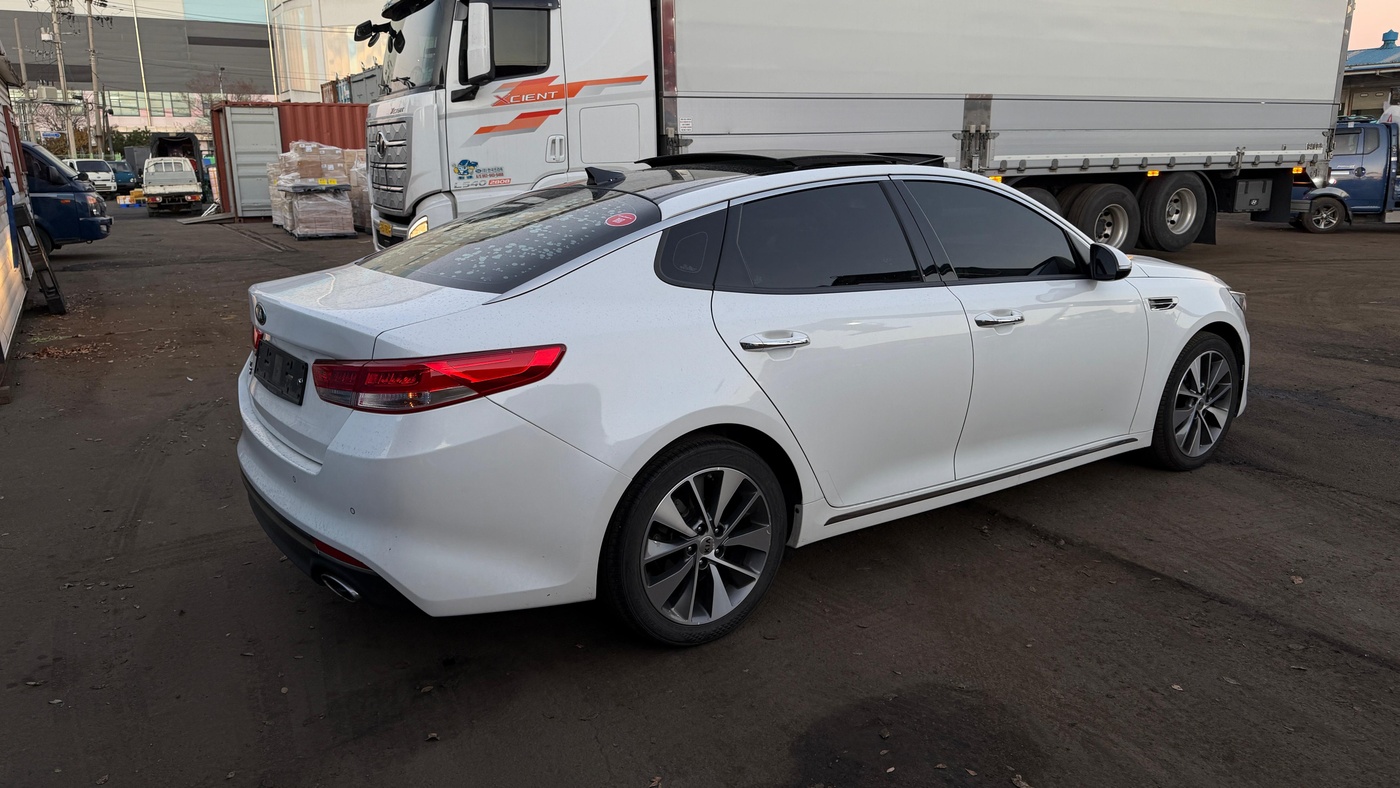 Kia-K5 (Optima)
