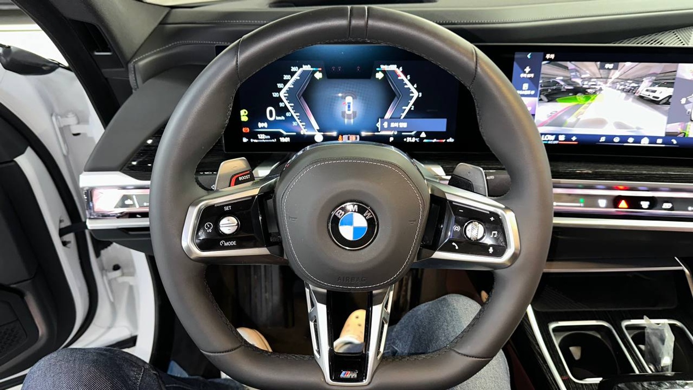 BMW-740i M 스포츠