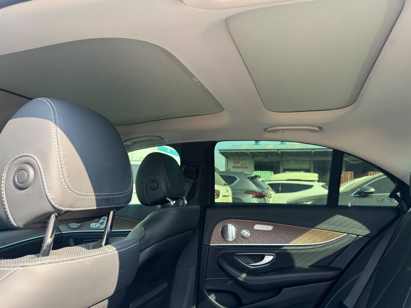 Mercedes-Benz-E300
