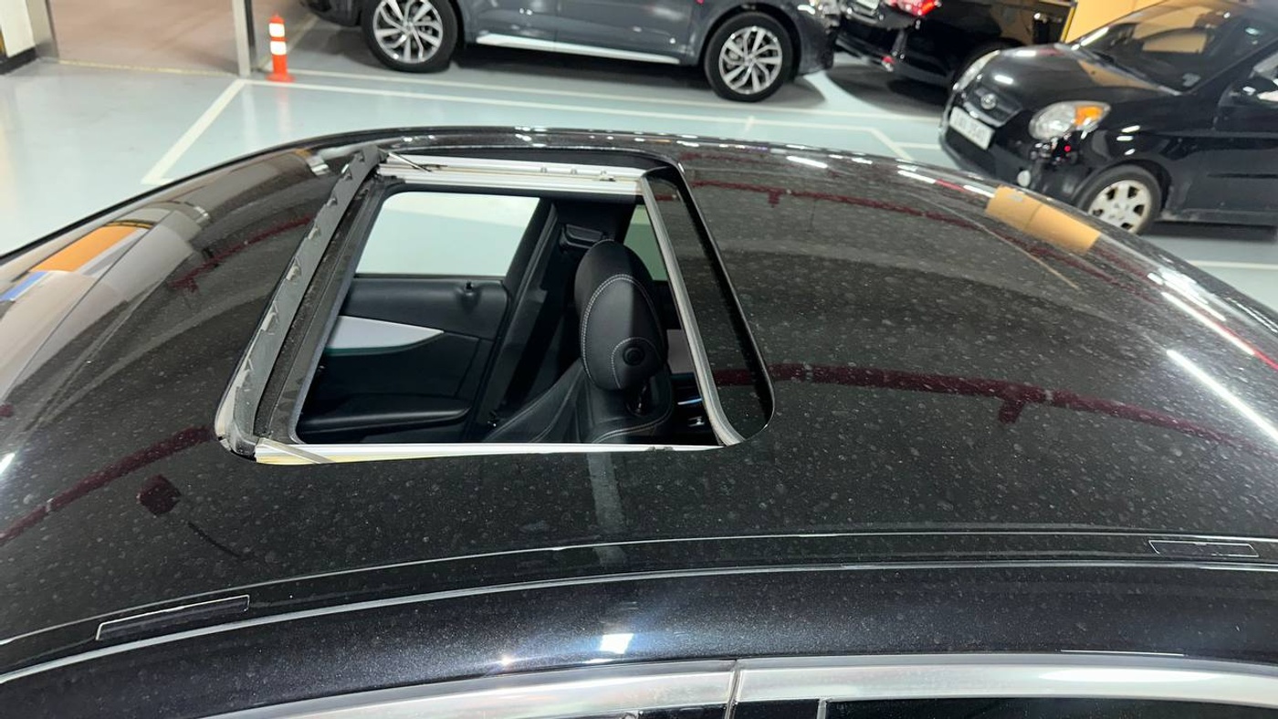 Mercedes-Benz-E250