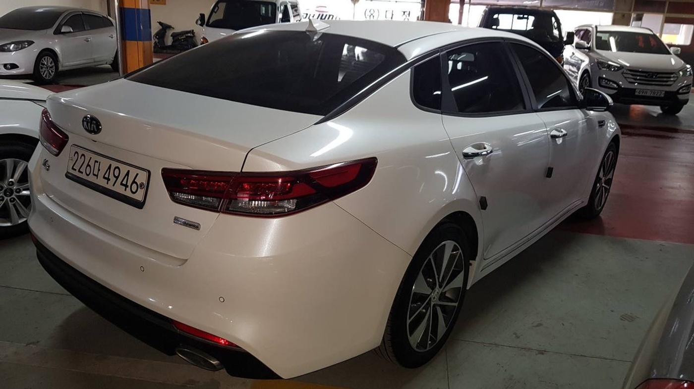 Kia-K5 (Optima)