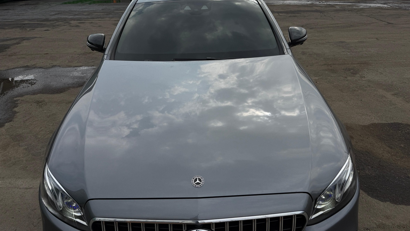 Mercedes-Benz-E300