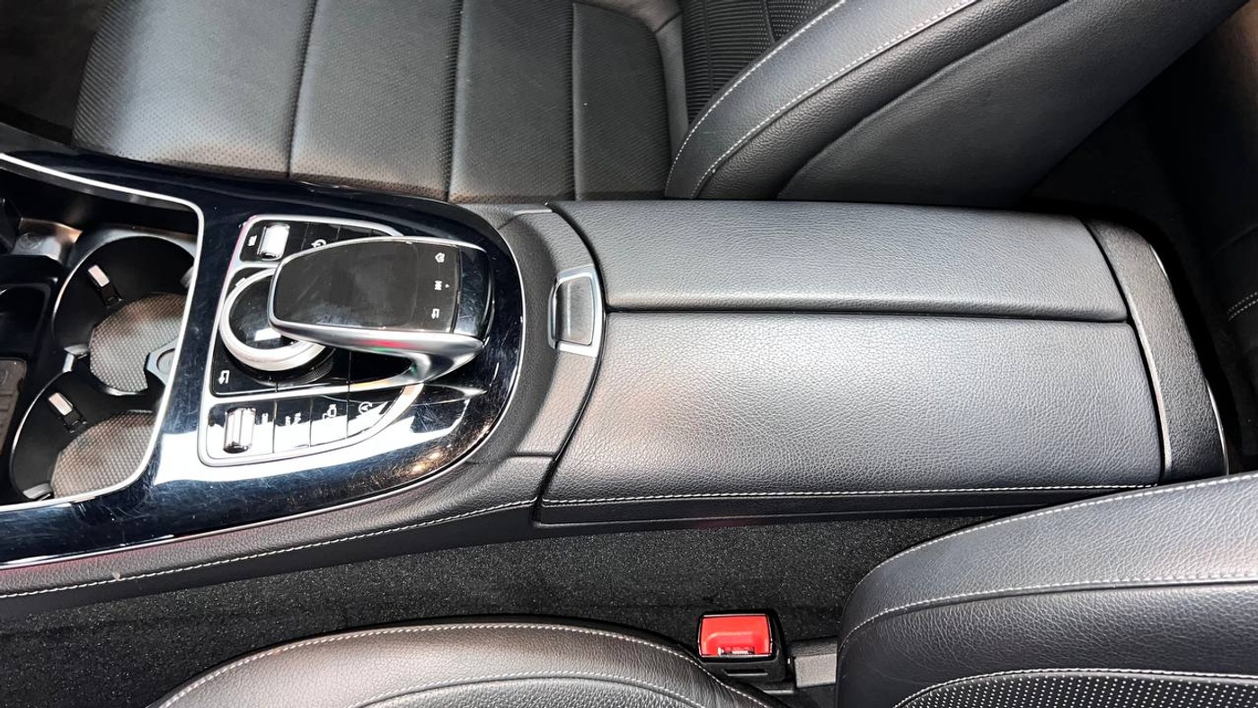 Mercedes-Benz-E300