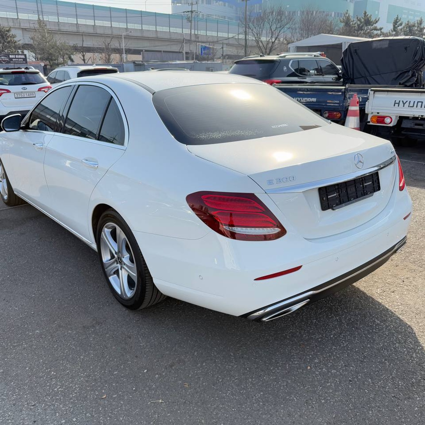 Mercedes-Benz-E-Class