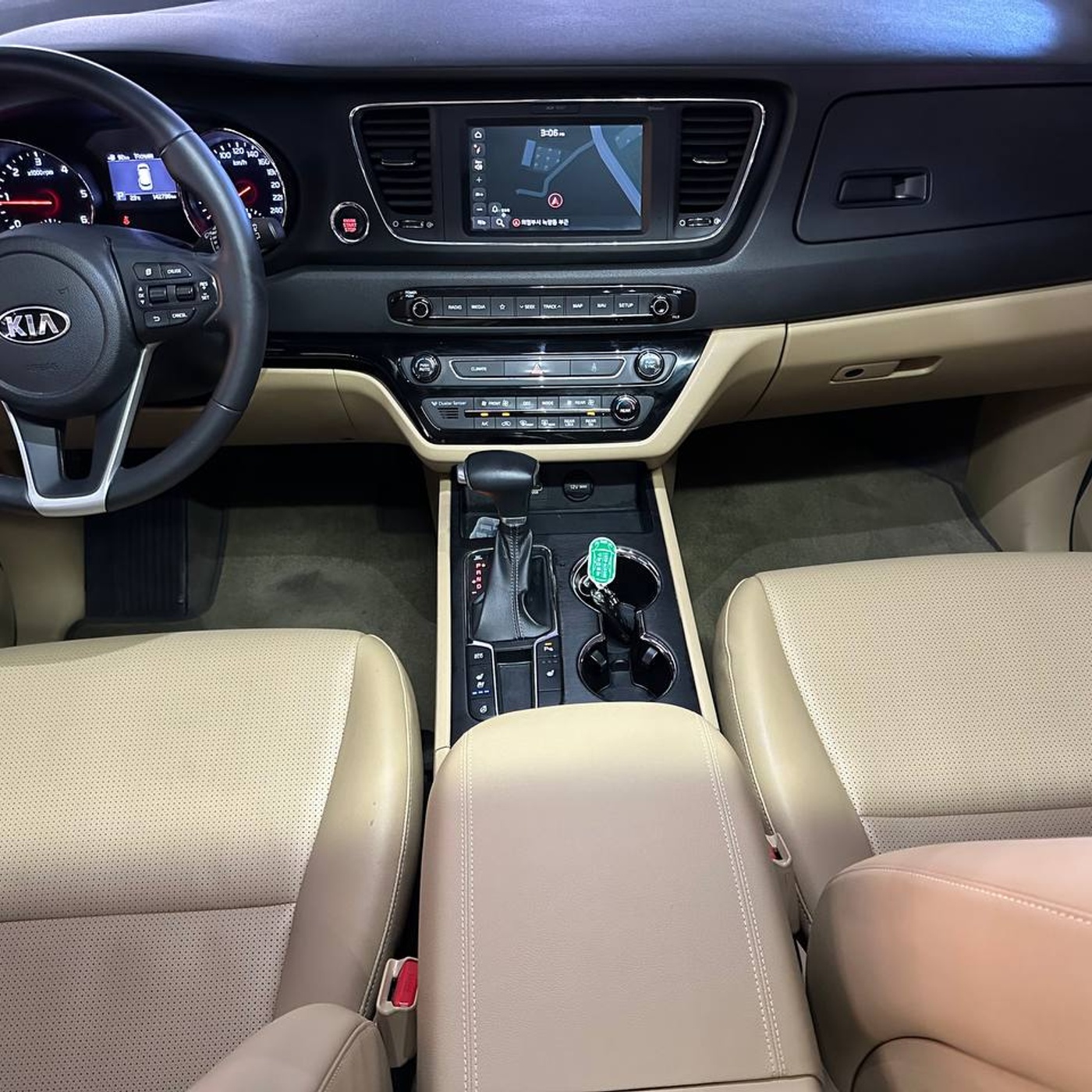 Kia-Karnival