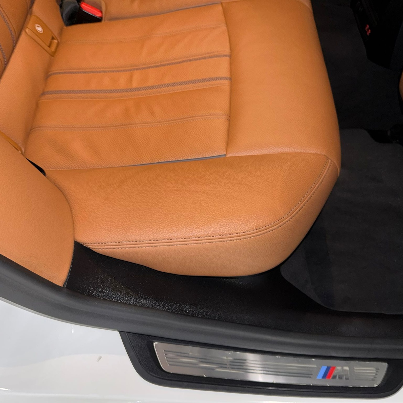 BMW-520i