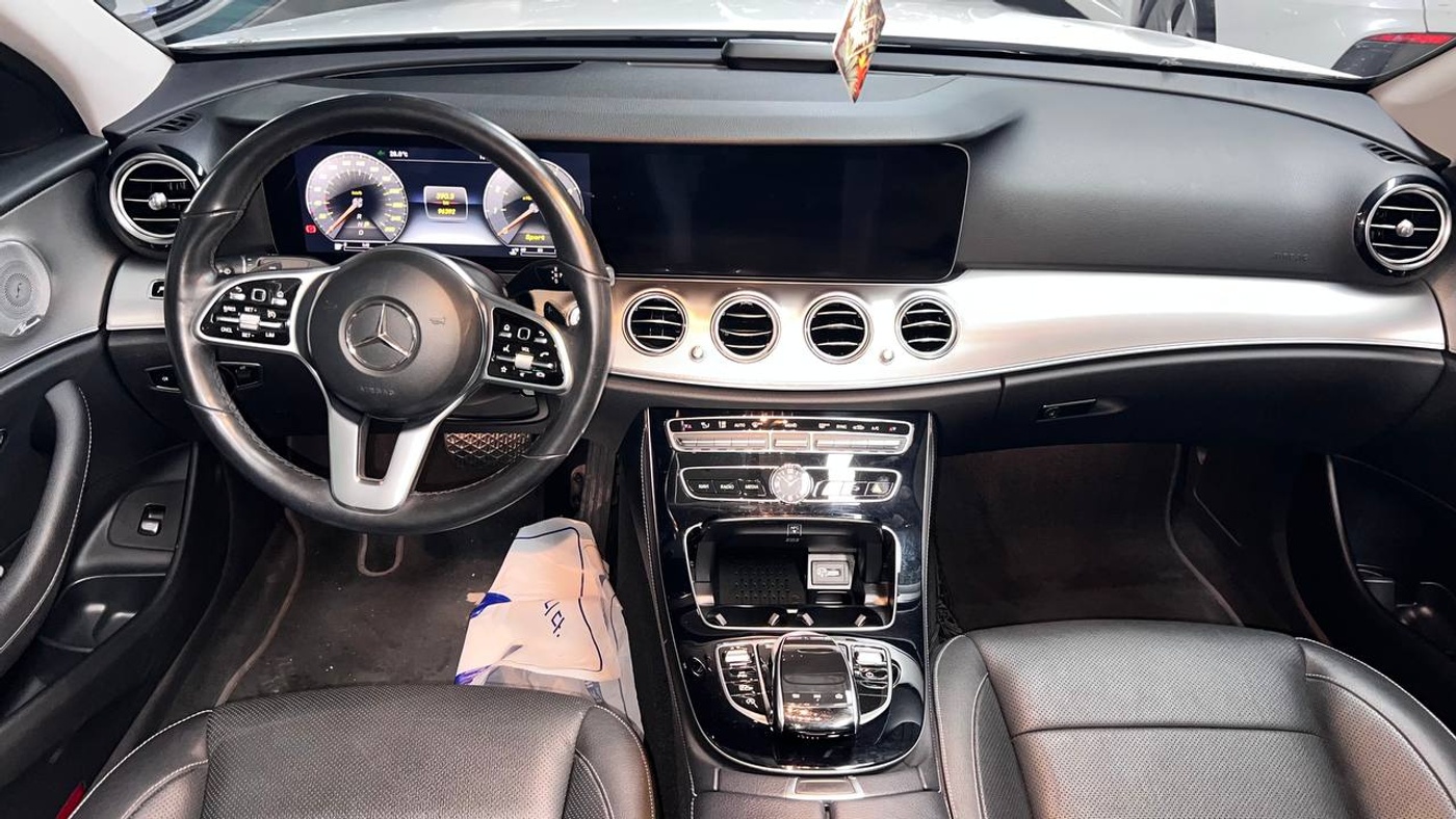 Mercedes-Benz-E300
